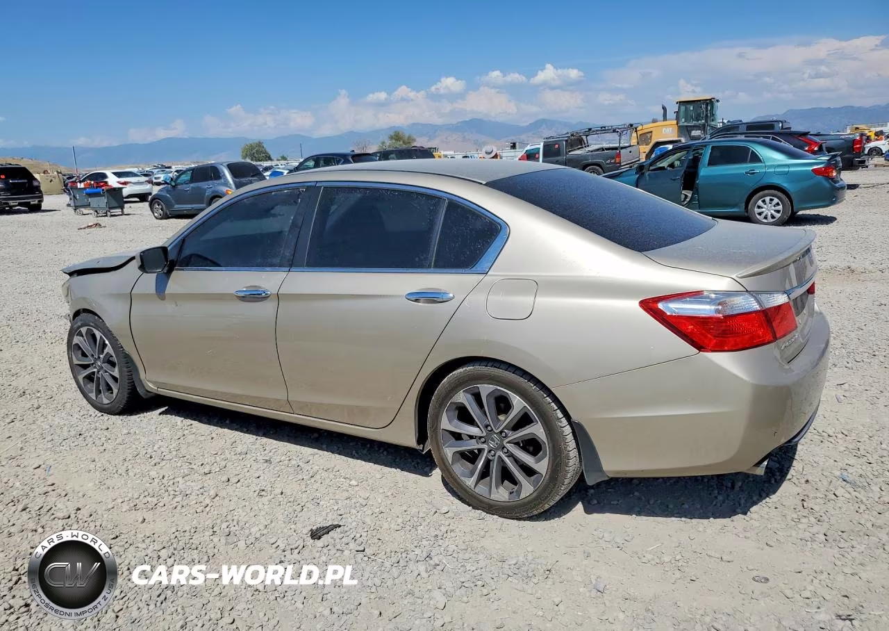 2015 Honda Accord Sport VIN:1HGCR2F52FA132165 - 2