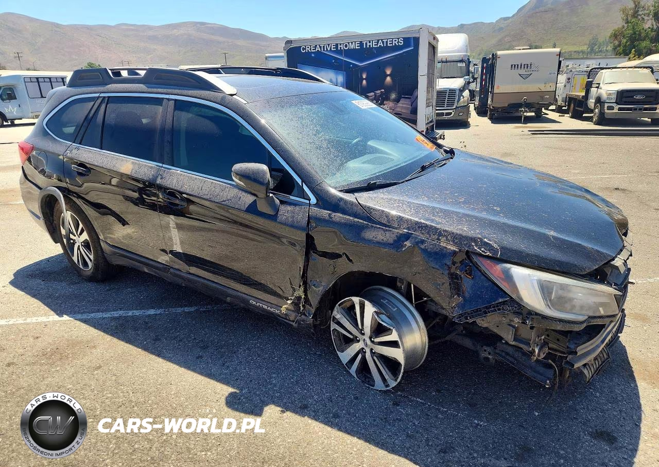 2018 Subaru Outback 3.6R Limited VIN:4S4BSENC3J3265090 - 4