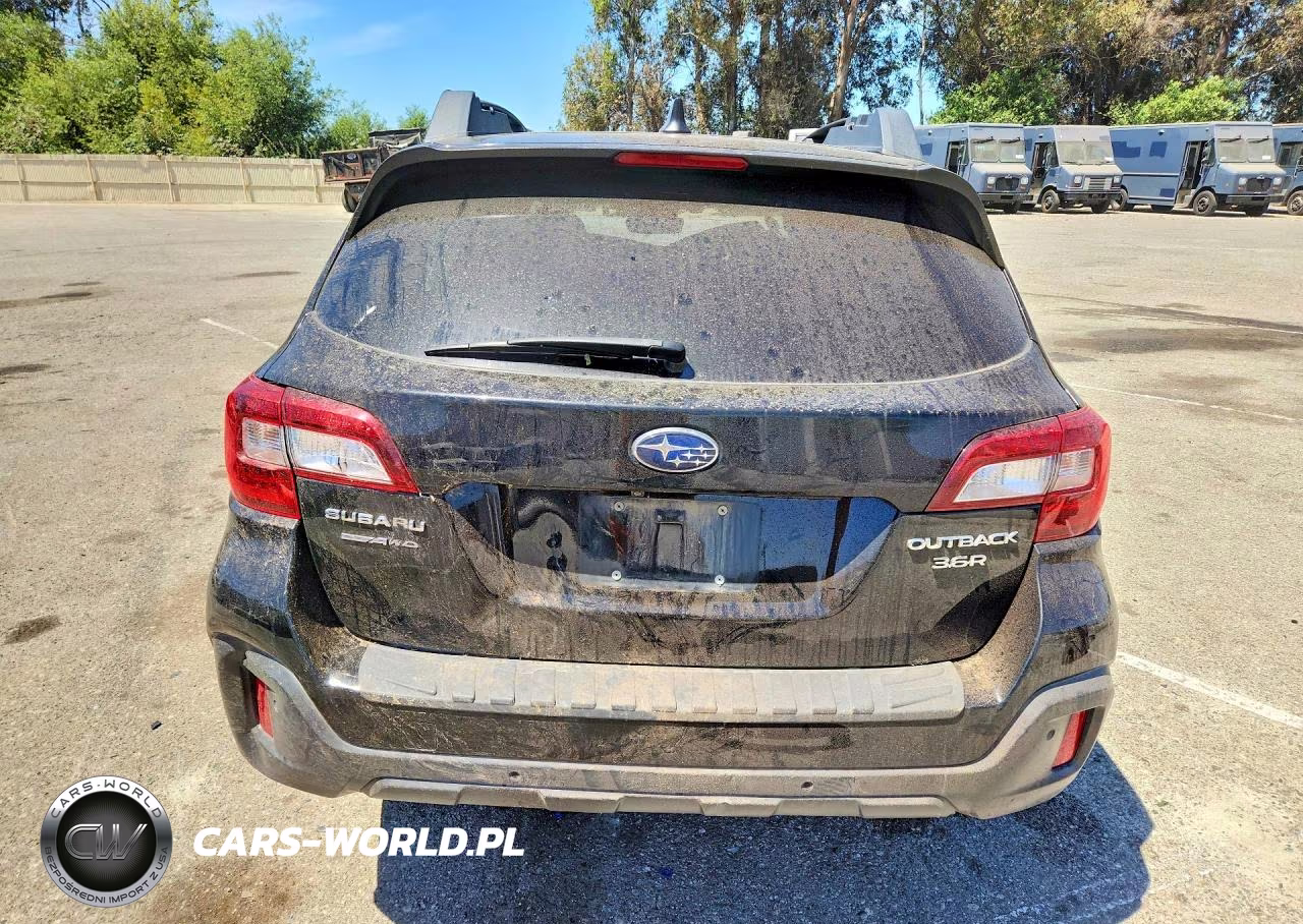 2018 Subaru Outback 3.6R Limited VIN:4S4BSENC3J3265090 - 6