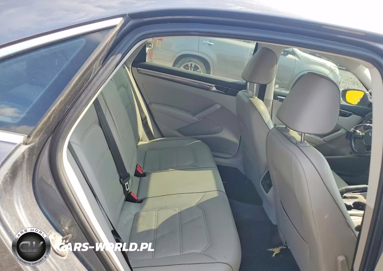 2017 Volkswagen Passat Se VIN:1VWGT7A34HC085200 - 10