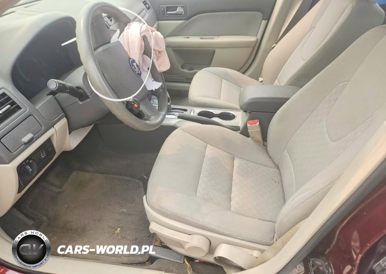 2012 Ford Fusion S VIN:3FAHP0GA8CR143429 - 7