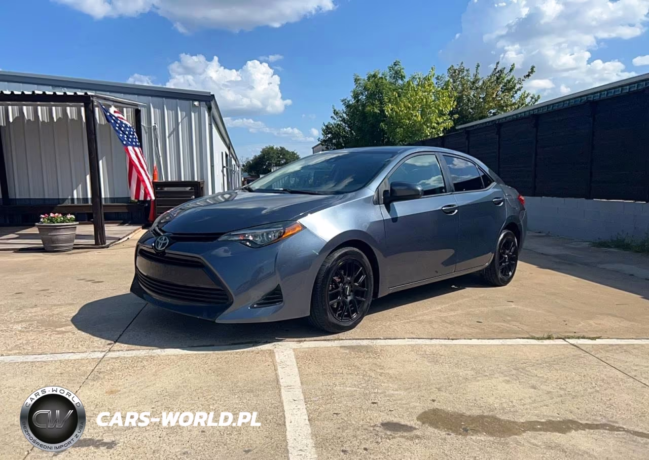 2017 Toyota Corolla Le VIN:5YFBURHE7HP640550 - 2