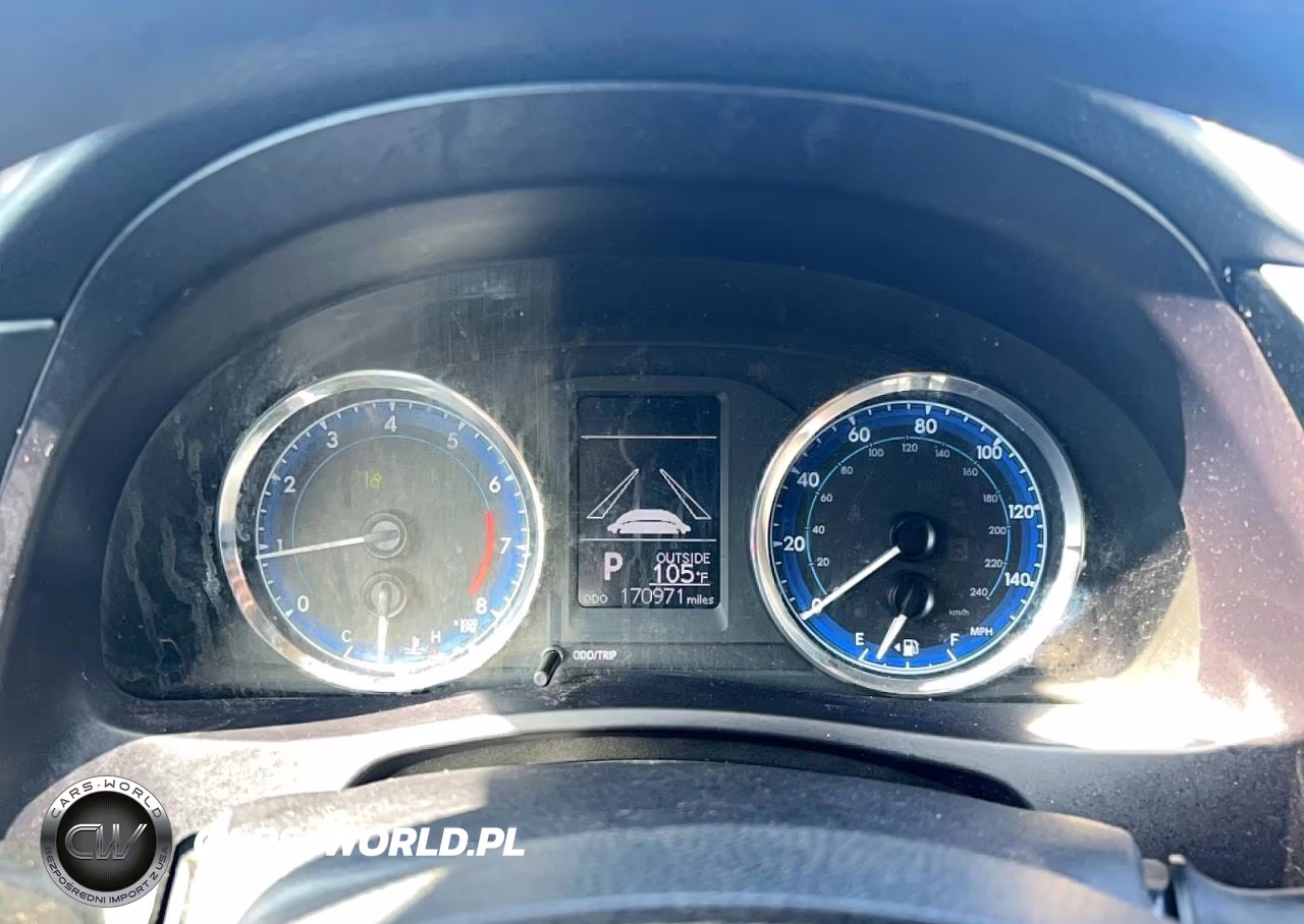 2017 Toyota Corolla Le VIN:5YFBURHE7HP640550 - 8