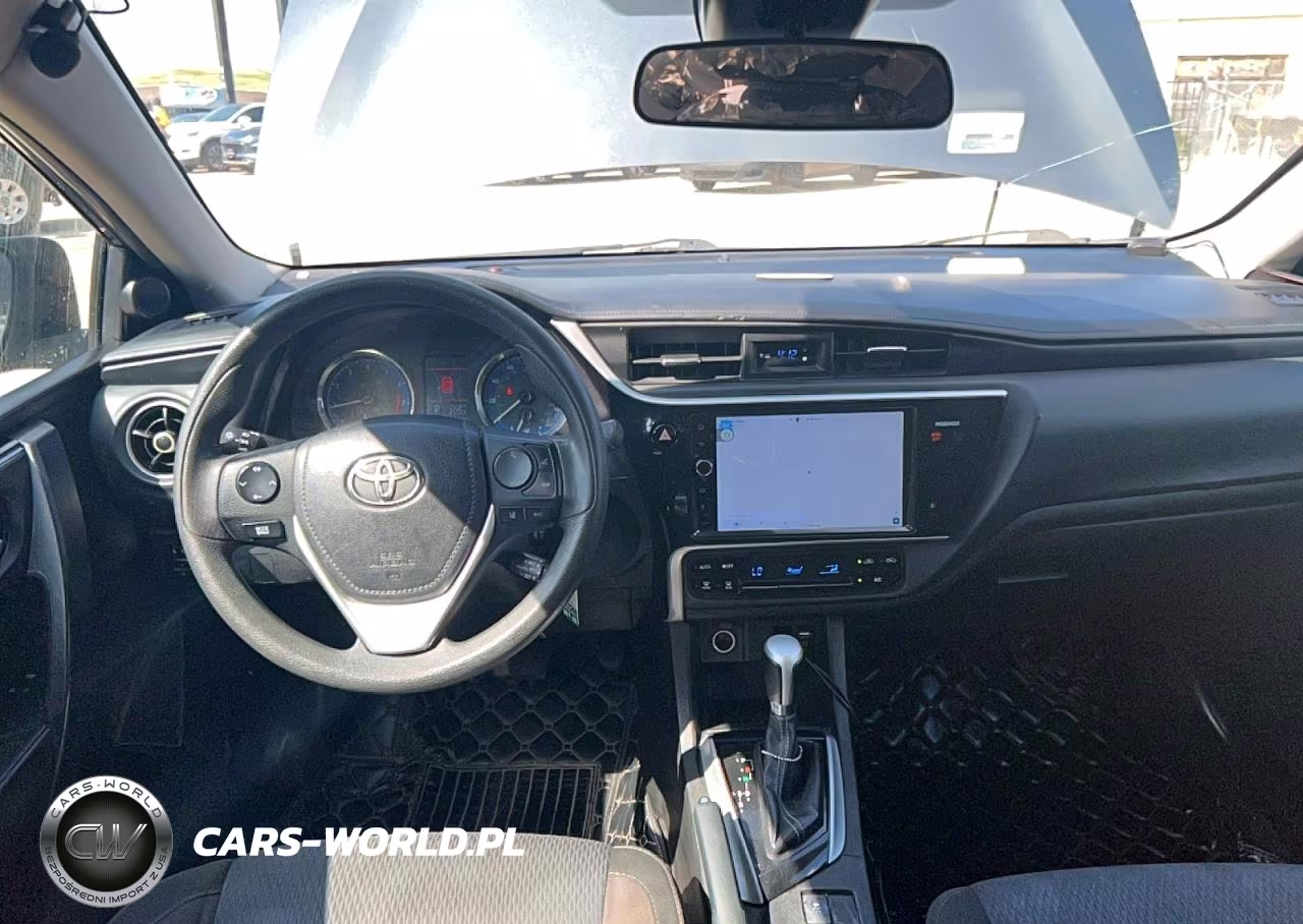 2017 Toyota Corolla Le VIN:5YFBURHE7HP640550 - 9