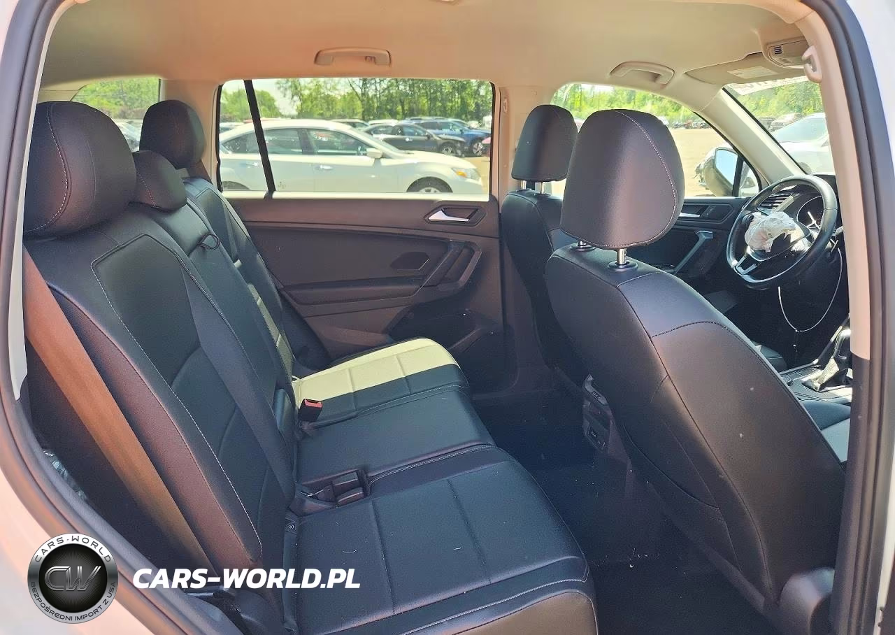 2019 Volkswagen Tiguan Se VIN:3VV2B7AX8KM185830 - 10