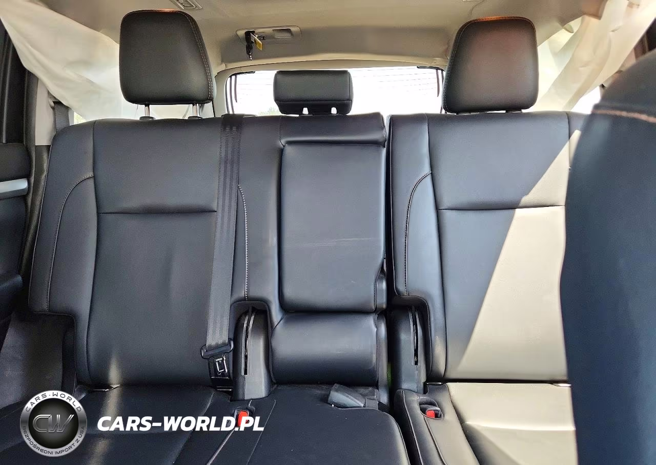 2019 Toyota Highlander Hybrid Xle VIN:5TDJGRFHXKS059087 - 10