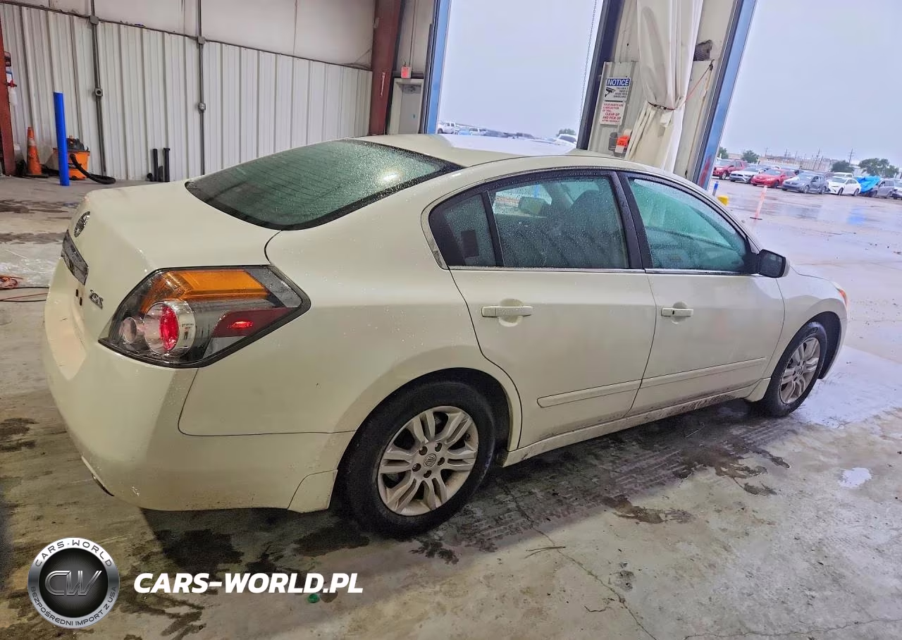 2012 Nissan Altima 2.5 VIN:1N4AL2AP9CN576928 - 3