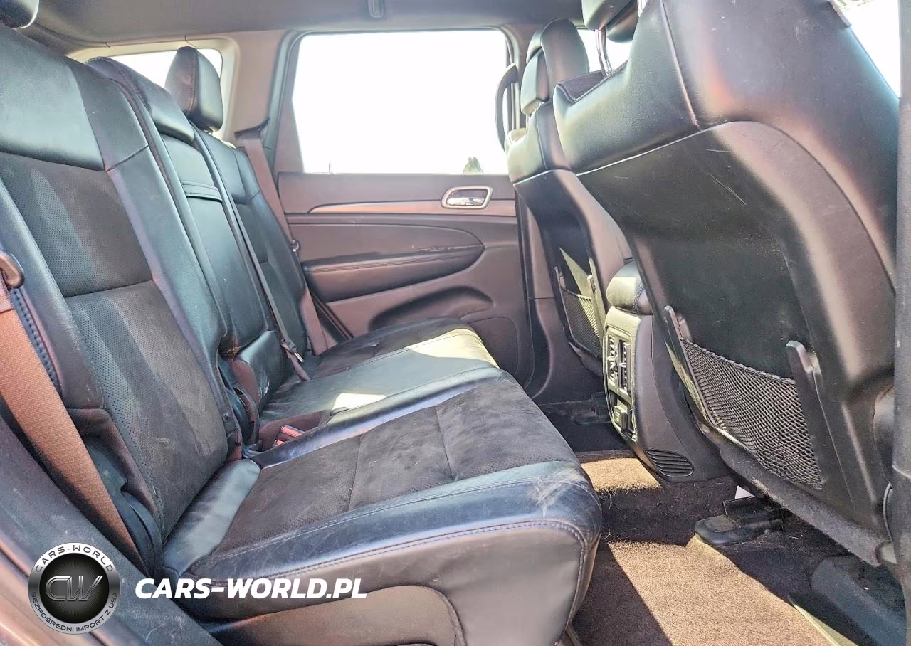 2019 Jeep Grand Cherokee Laredo VIN:1C4RJFAG6KC592072 - 11