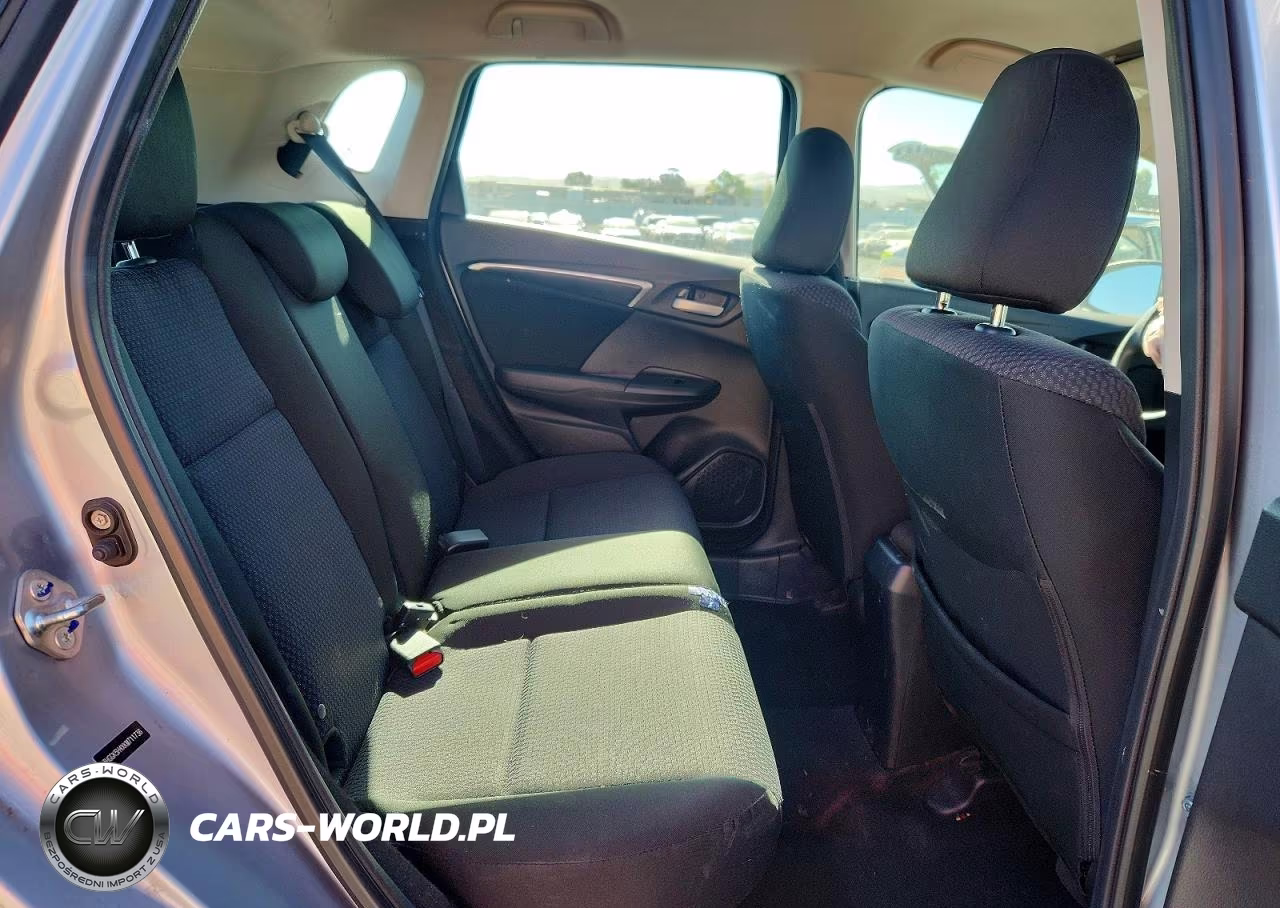 2019 Honda Fit Lx VIN:3HGGK5H4XKM711736 - 10