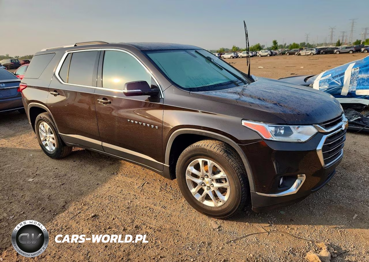 2018 Chevrolet Traverse Lt VIN:1GNERGKW3JJ163332 - 4