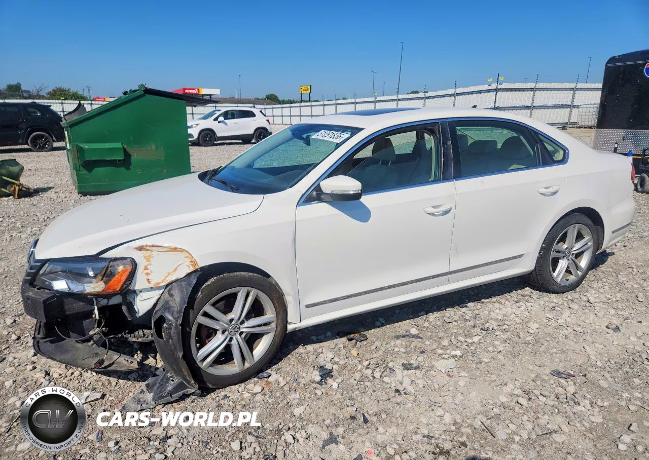 2013 Volkswagen Passat Sel