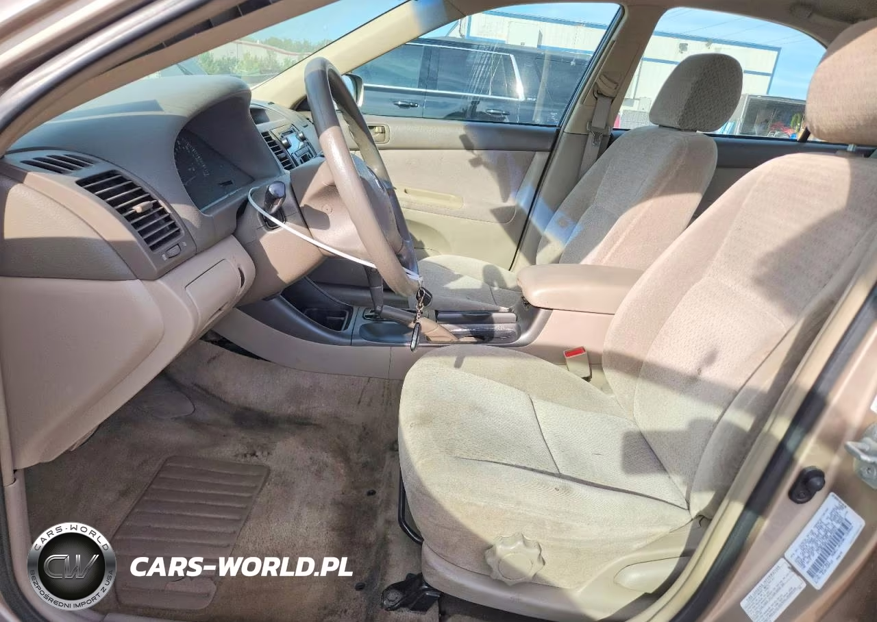 2002 Toyota Camry Le VIN:4T1BE32K12U072343 - 7