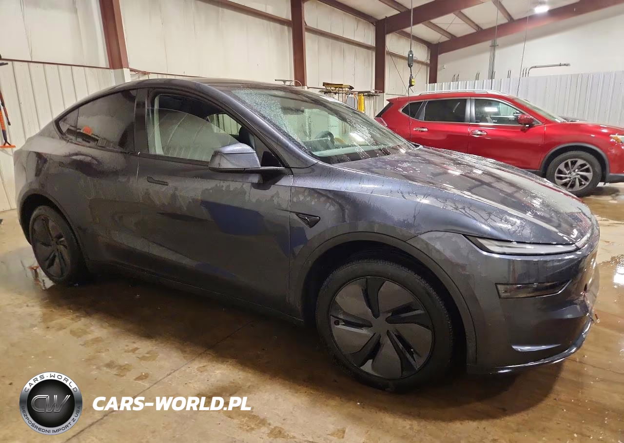 2026 Tesla Model Y VIN:7SAYGDEE8TA619347 - 4