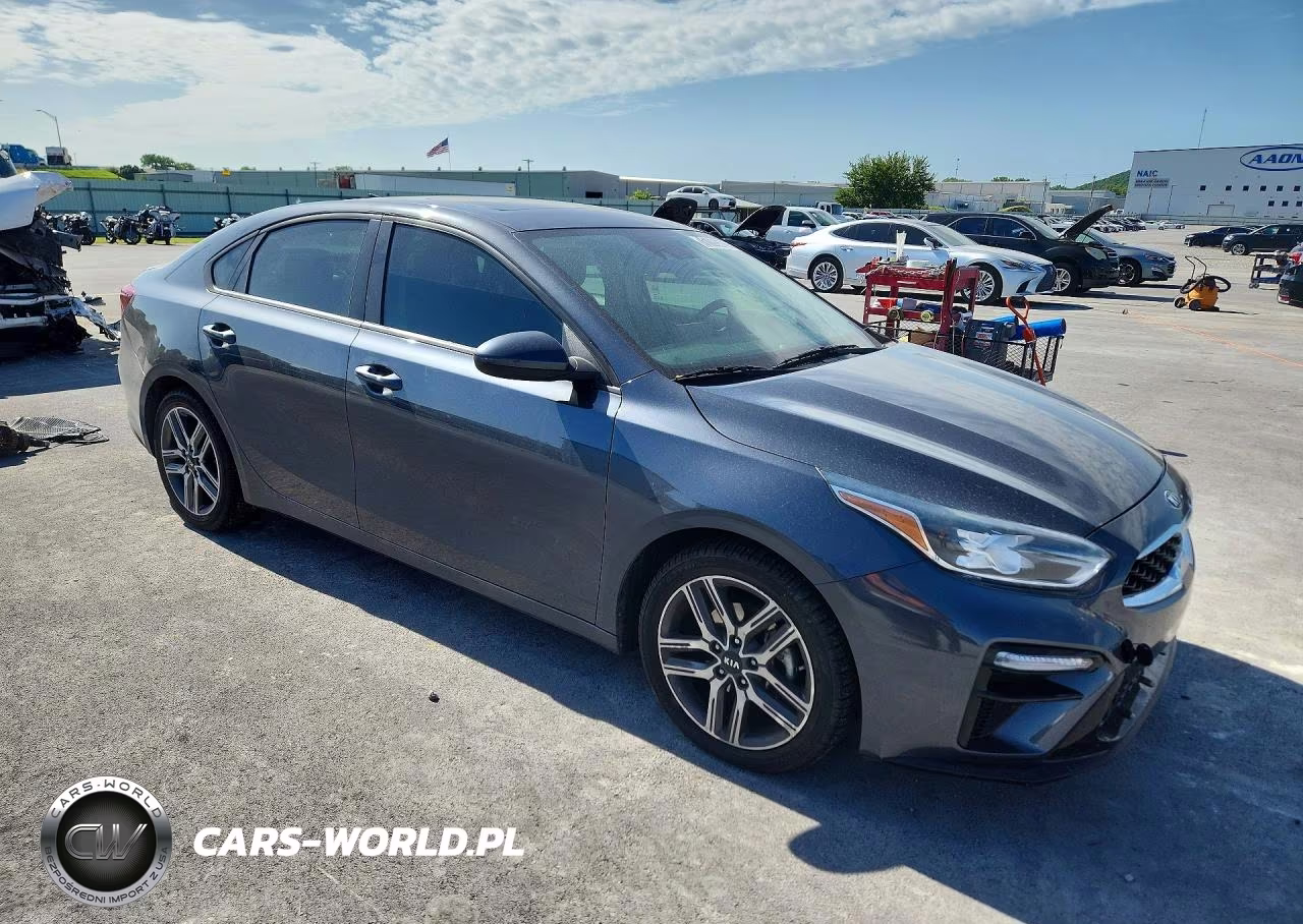 2019 Kia Forte S VIN:3KPF34AD3KE013846 - 4