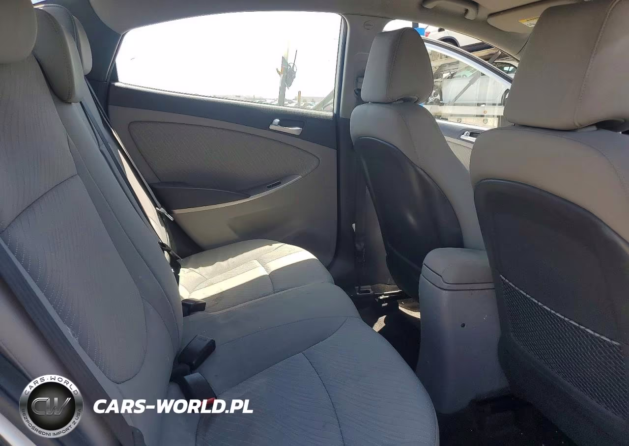 2015 Hyundai Accent Gls VIN:KMHCU4AE3FU822985 - 10
