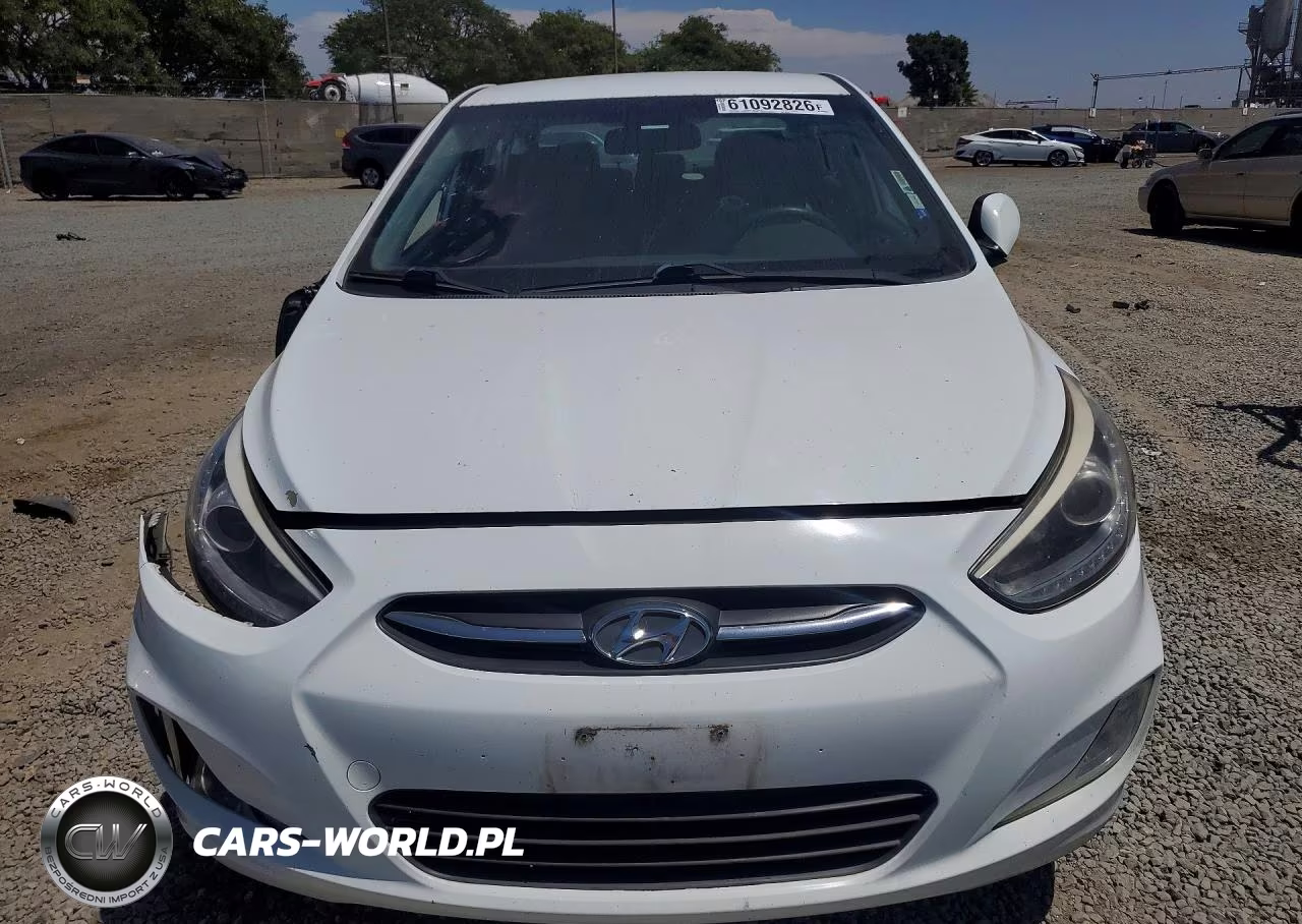 2015 Hyundai Accent Gls VIN:KMHCU4AE3FU822985 - 5