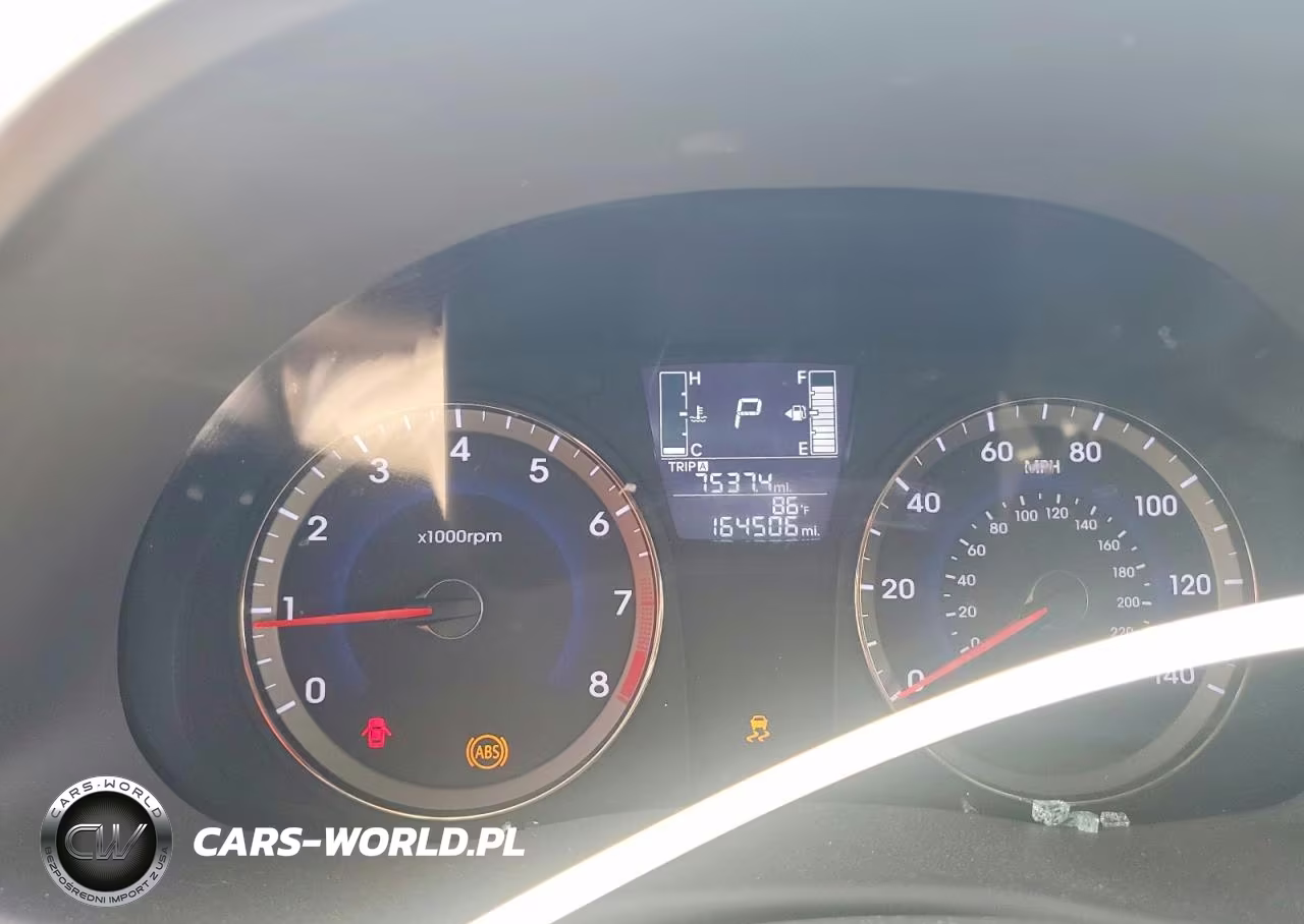 2015 Hyundai Accent Gls VIN:KMHCU4AE3FU822985 - 9