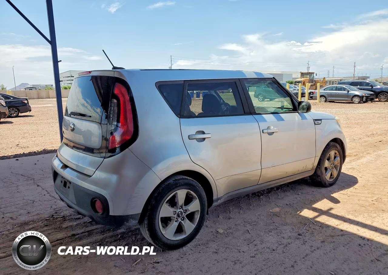2017 Kia Soul Base VIN:KNDJN2A2XH7485042 - 3