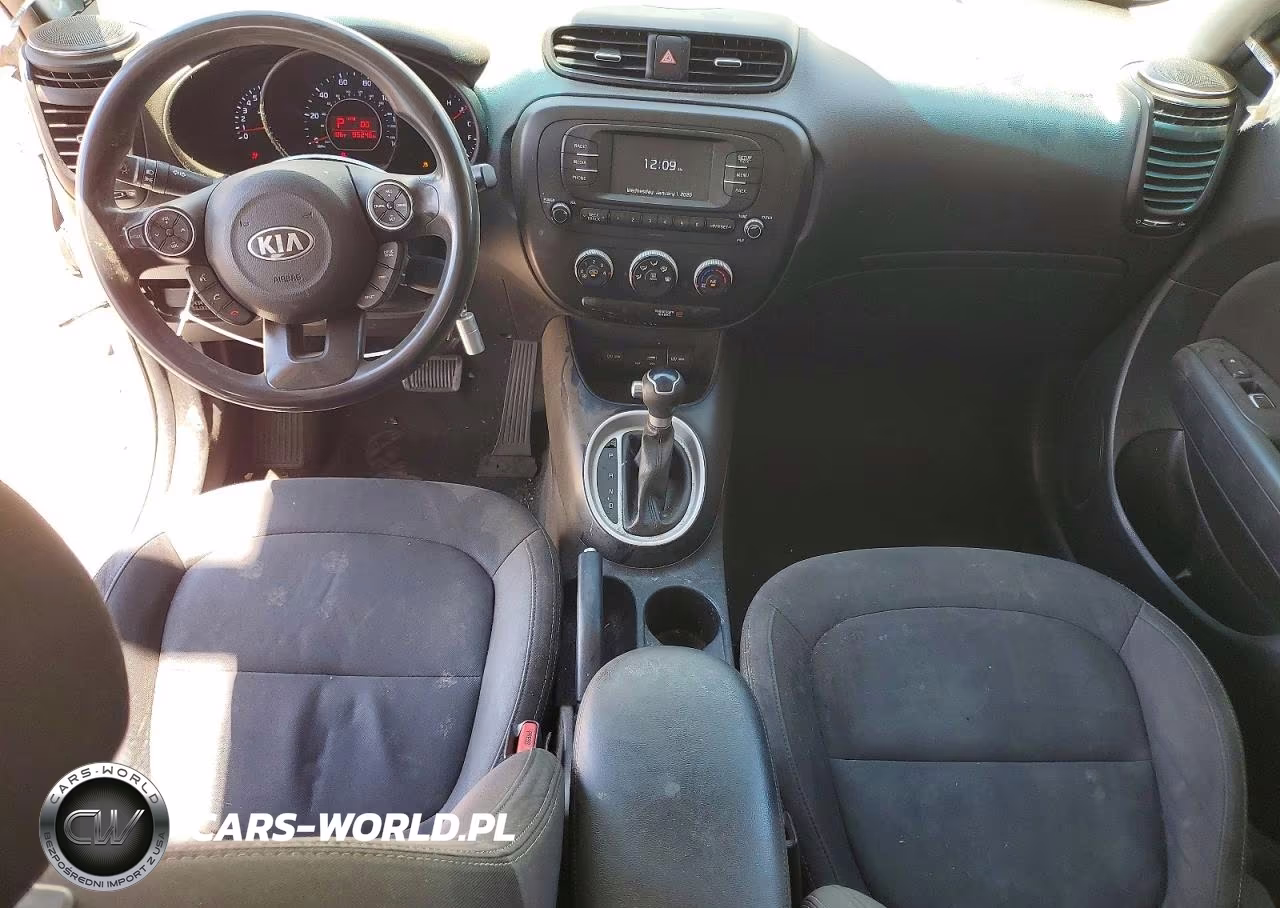 2017 Kia Soul Base VIN:KNDJN2A2XH7485042 - 8