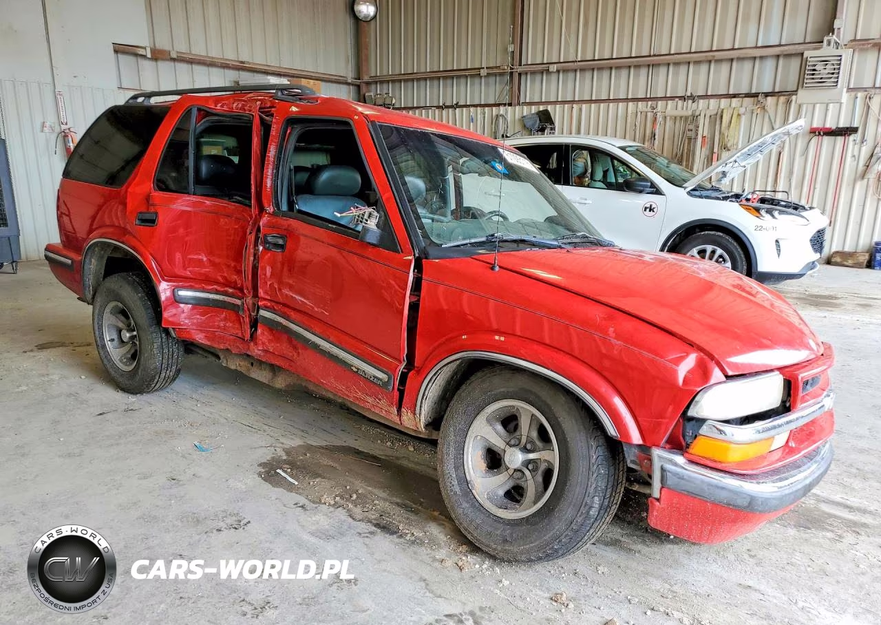 1999 Chevrolet Blazer VIN:1GNCS13W9X2123329 - 4