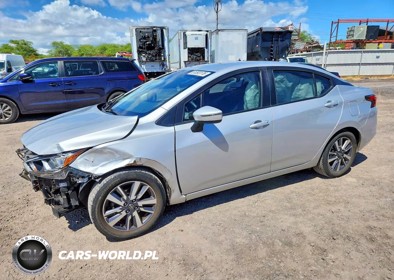 2020 Nissan Versa Sv
