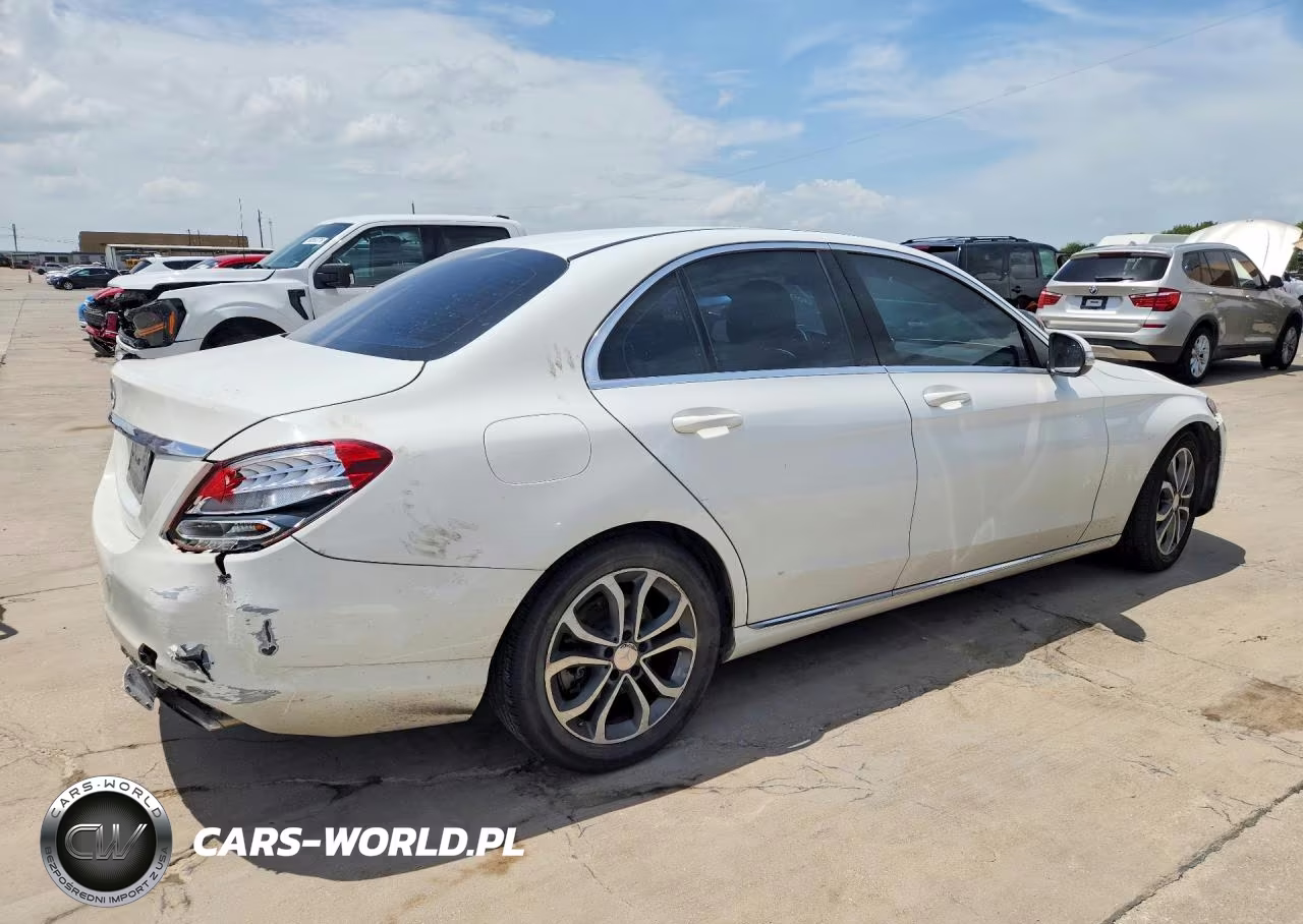 2015 Mercedes-Benz C 300 VIN:55SWF4JB1FU056571 - 3