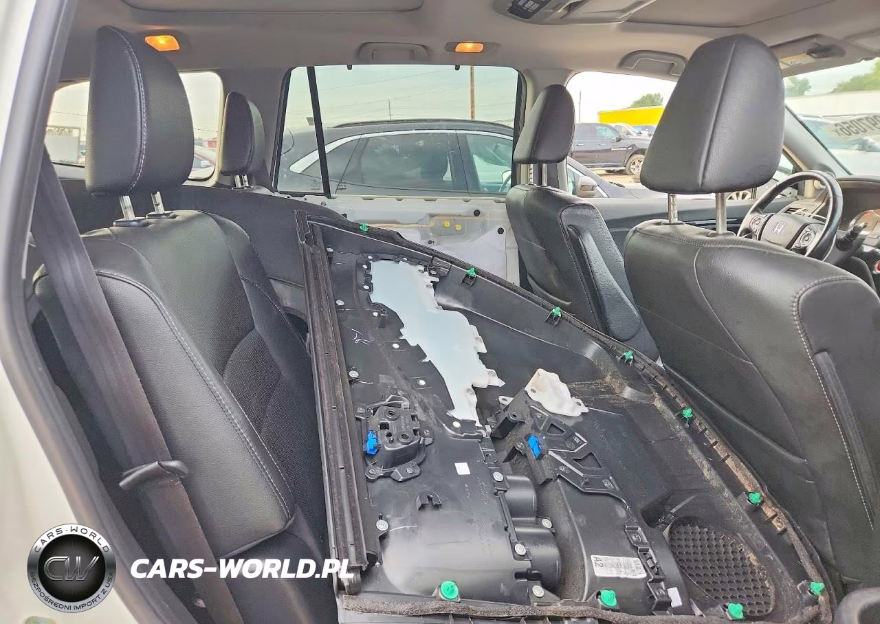 2017 Honda Pilot Elite VIN:5FNYF6H09HB011150 - 10