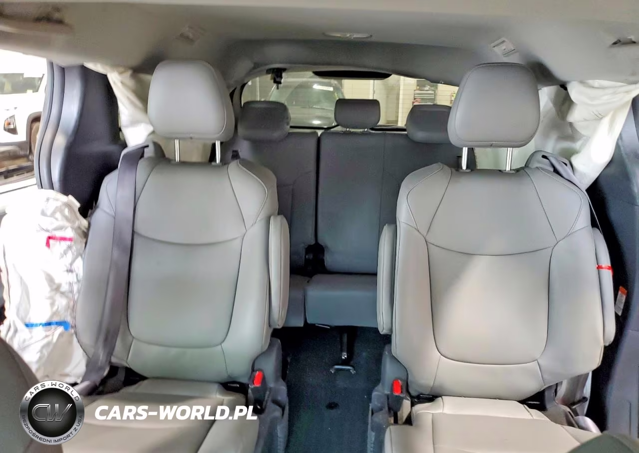 2025 Toyota Sienna Xle 7-Passenger VIN:5TDJSKFC8SS177374 - 10