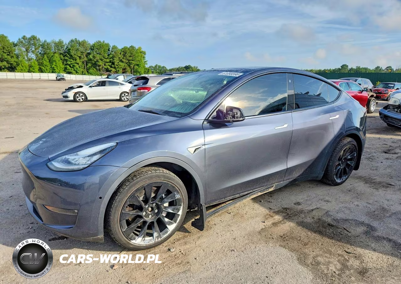 2022 Tesla Model Y – zdjęcie 1 z 12