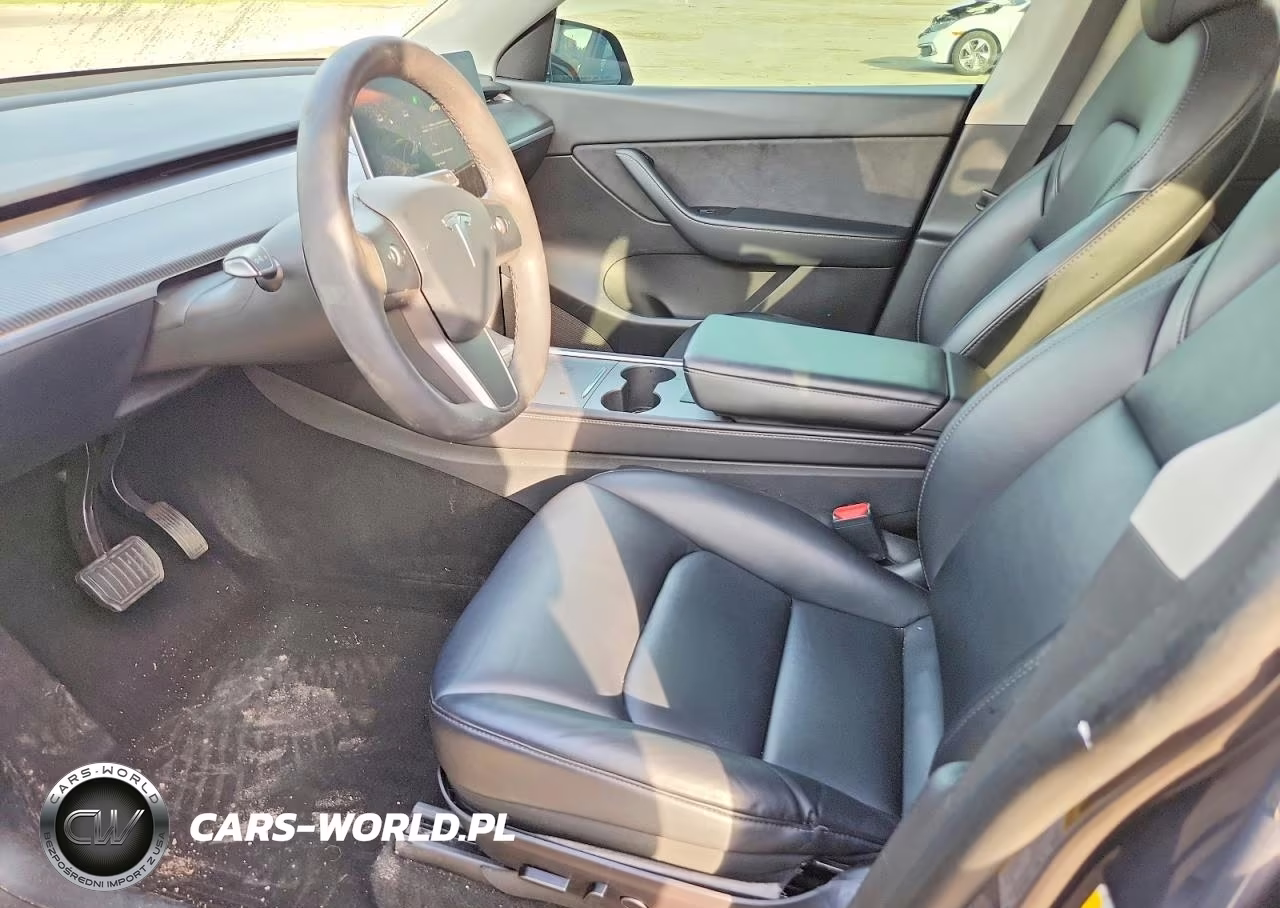 2022 Tesla Model Y VIN:7SAYGDEE7NF481774 - 7