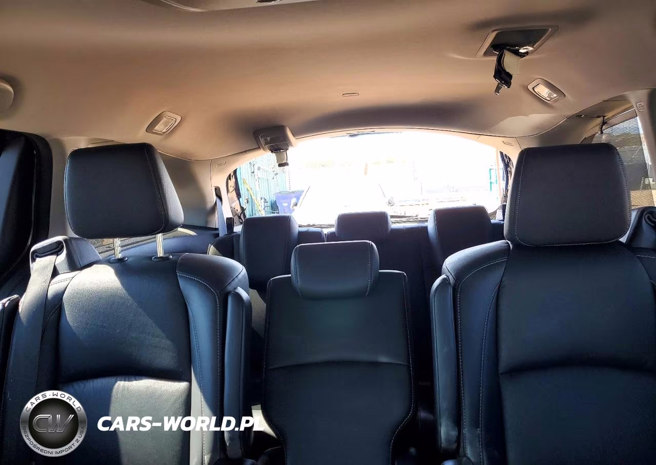 2021 Honda Odyssey Touring VIN:5FNRL6H8XMB033963 - 10