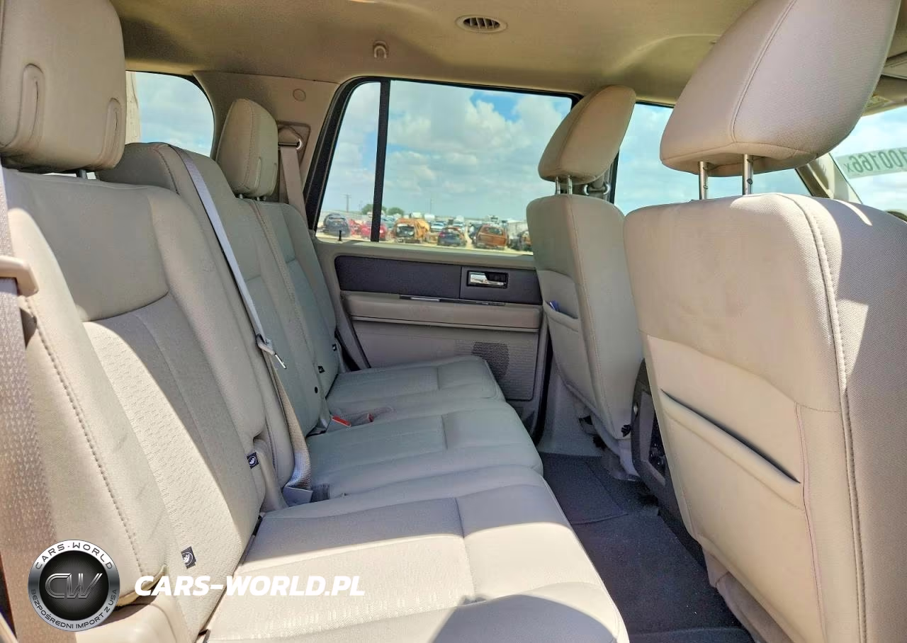 2010 Ford Expedition Xlt VIN:1FMJU1F57AEB70504 - 11