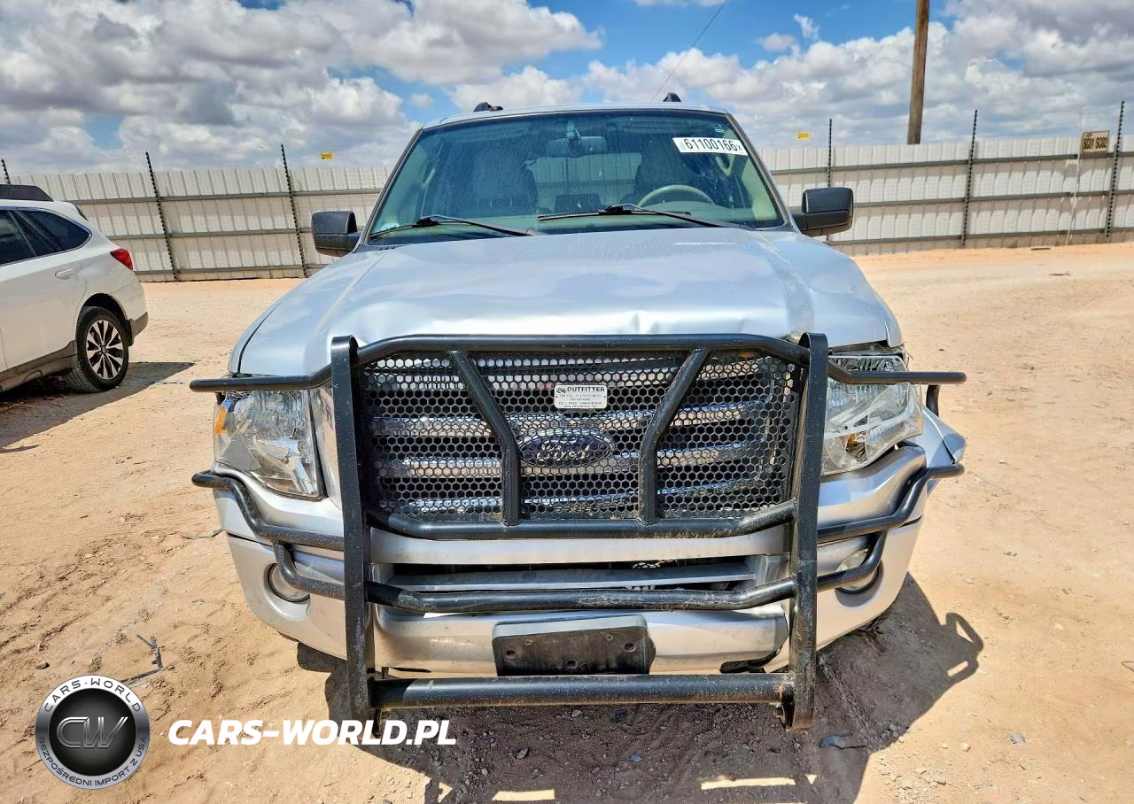 2010 Ford Expedition Xlt VIN:1FMJU1F57AEB70504 - 5