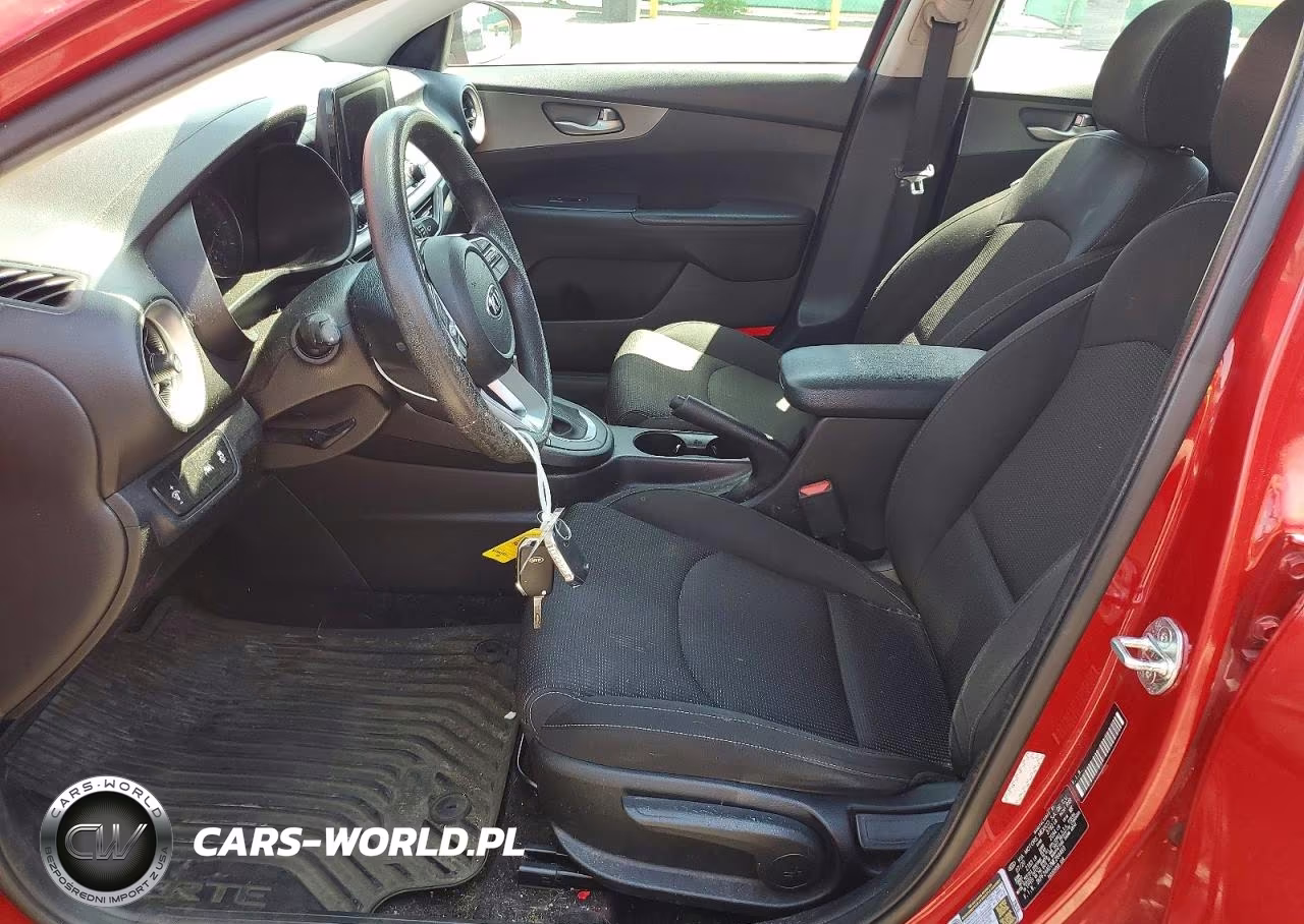 2021 Kia Forte Lxs VIN:3KPF24AD7ME264469 - 7