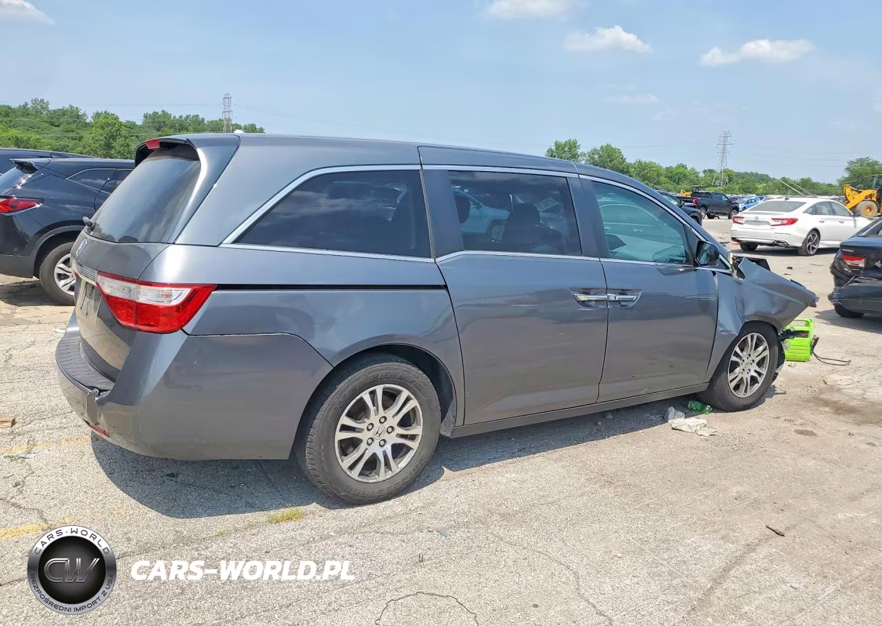 2013 Honda Odyssey Exl VIN:5FNRL5H64DB022207 - 3