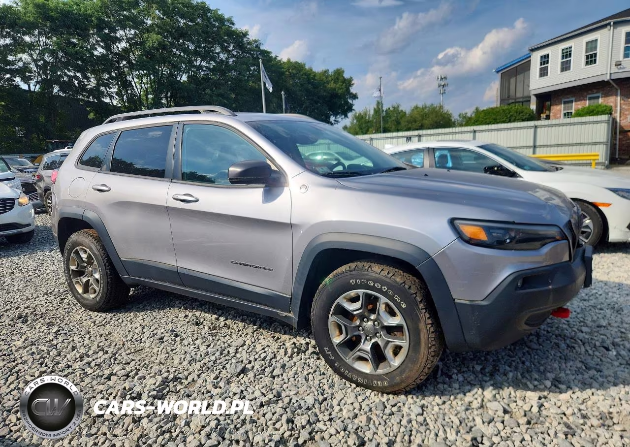 2019 Jeep Cherokee Trailhawk VIN:1C4PJMBX5KD153854 - 4