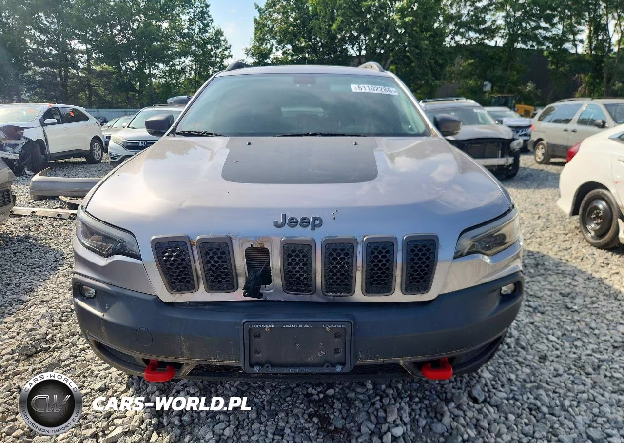 2019 Jeep Cherokee Trailhawk VIN:1C4PJMBX5KD153854 - 5