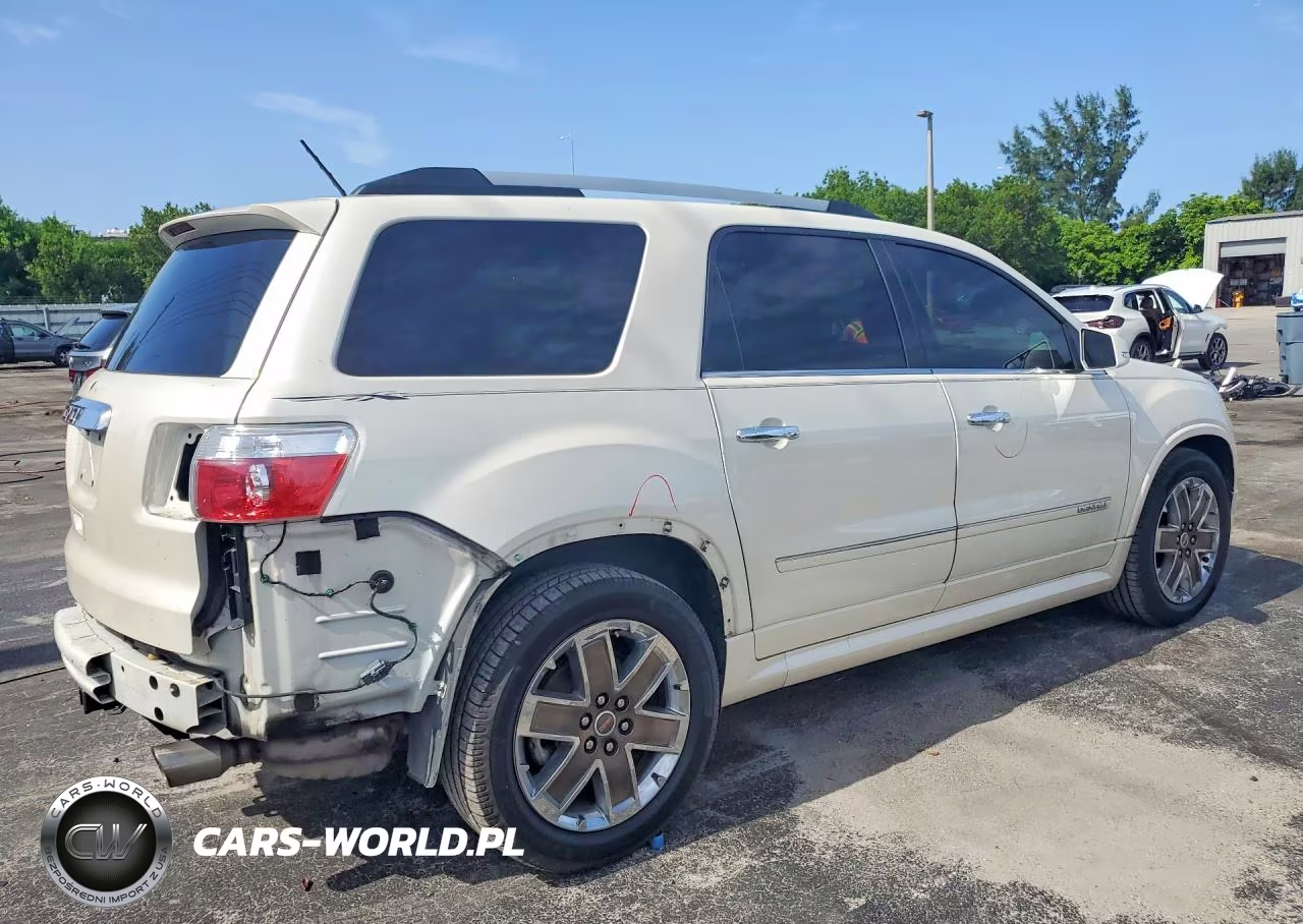 2012 GMC Acadia Denali VIN:1GKKRTED2CJ246062 - 3