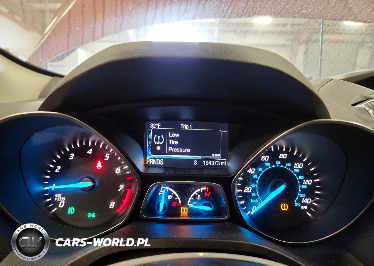 2016 Ford Escape Se VIN:1FMCU0G9XGUA13066 - 9