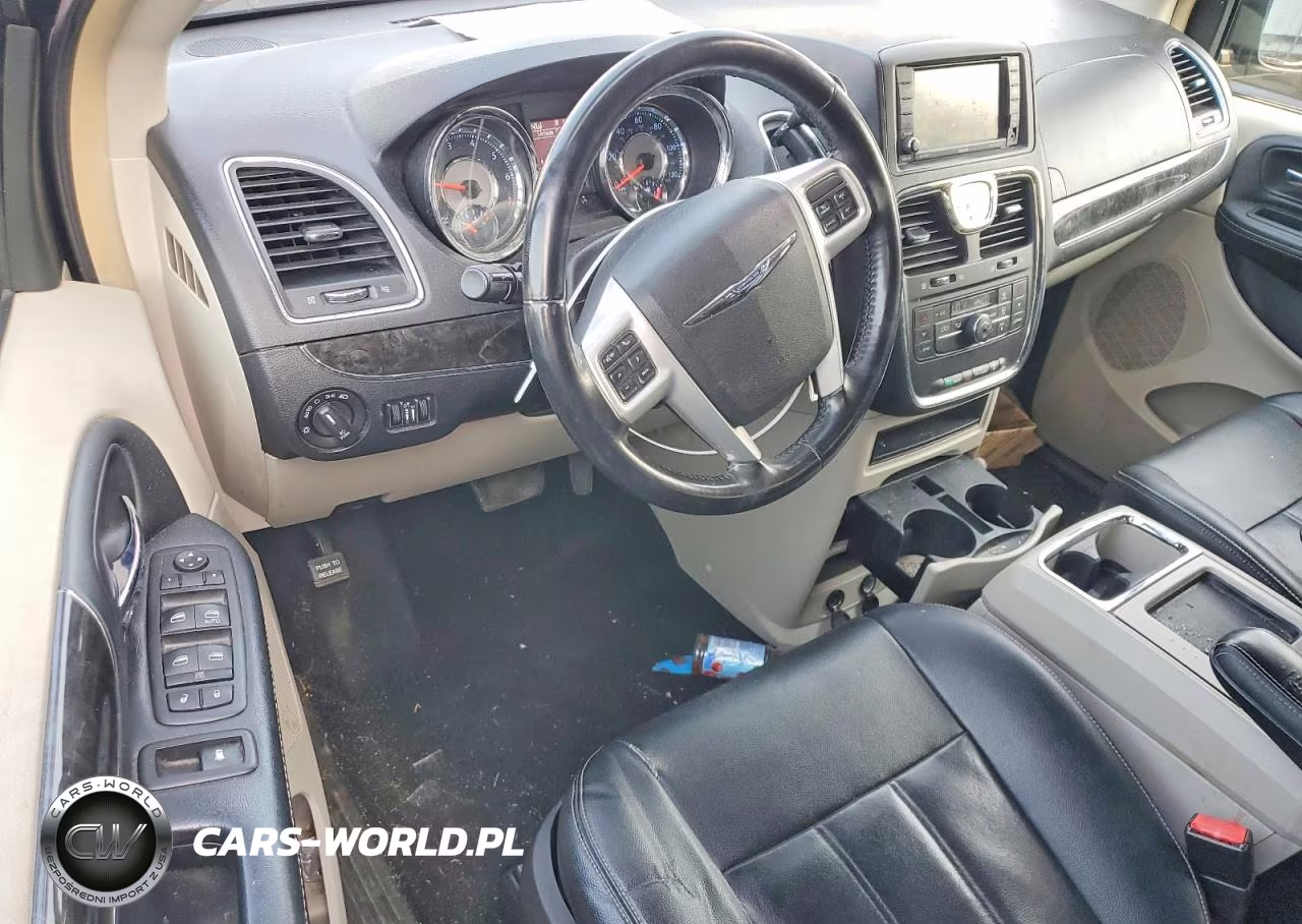 2016 Chrysler Town & Country Touring VIN:2C4RC1BG3GR113097 - 8
