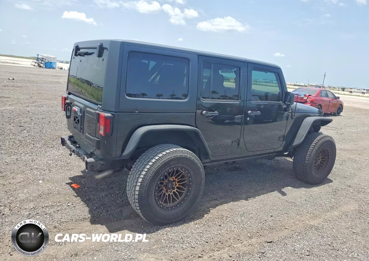 2012 Jeep Wrangler Unlimited Sport VIN:1C4BJWDG6CL222643 - 3