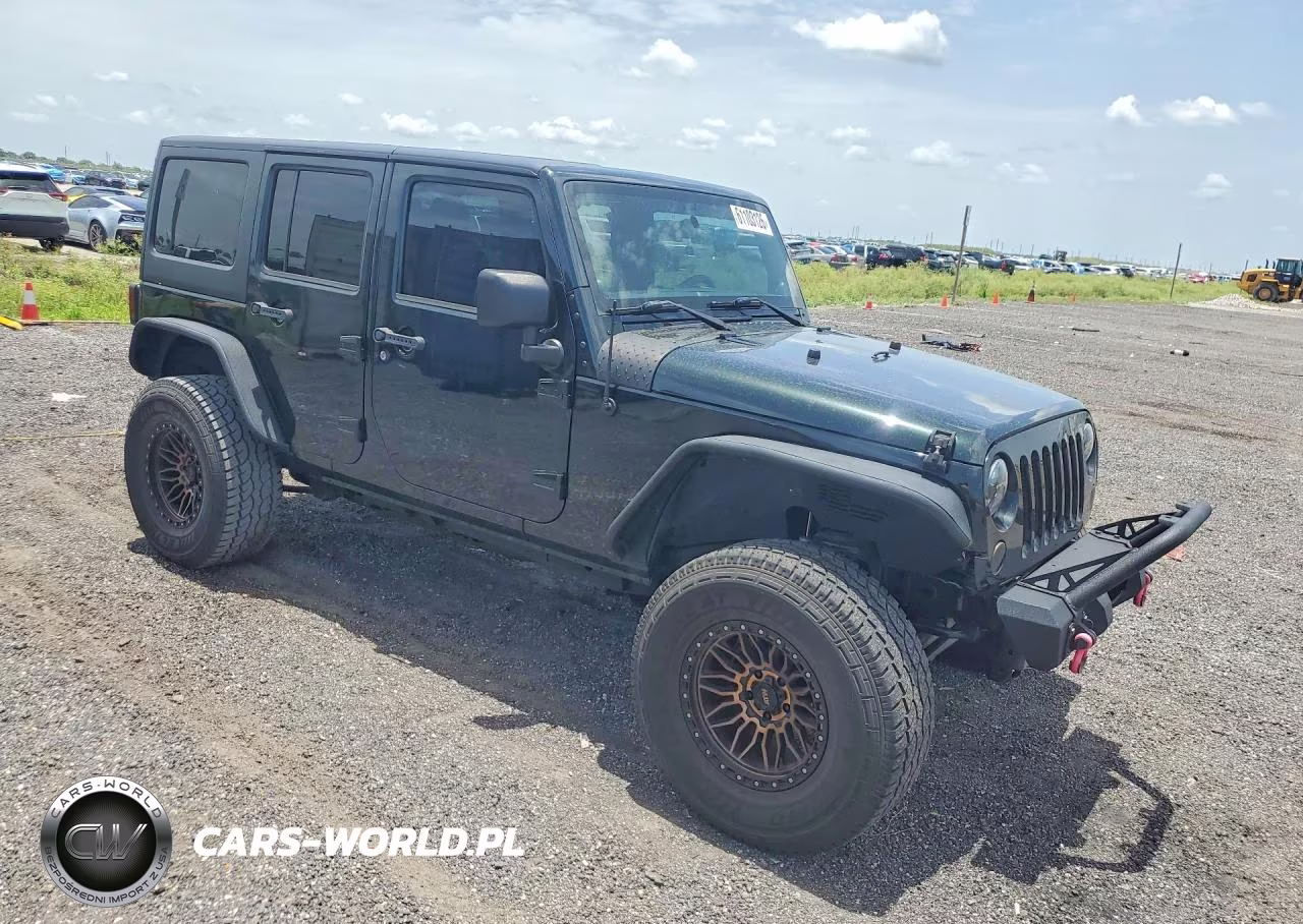 2012 Jeep Wrangler Unlimited Sport VIN:1C4BJWDG6CL222643 - 4