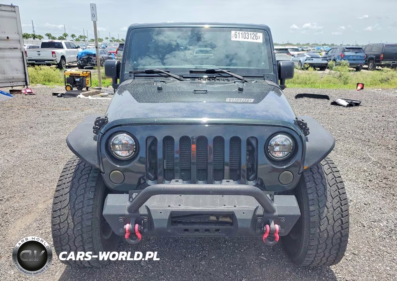 2012 Jeep Wrangler Unlimited Sport VIN:1C4BJWDG6CL222643 - 5