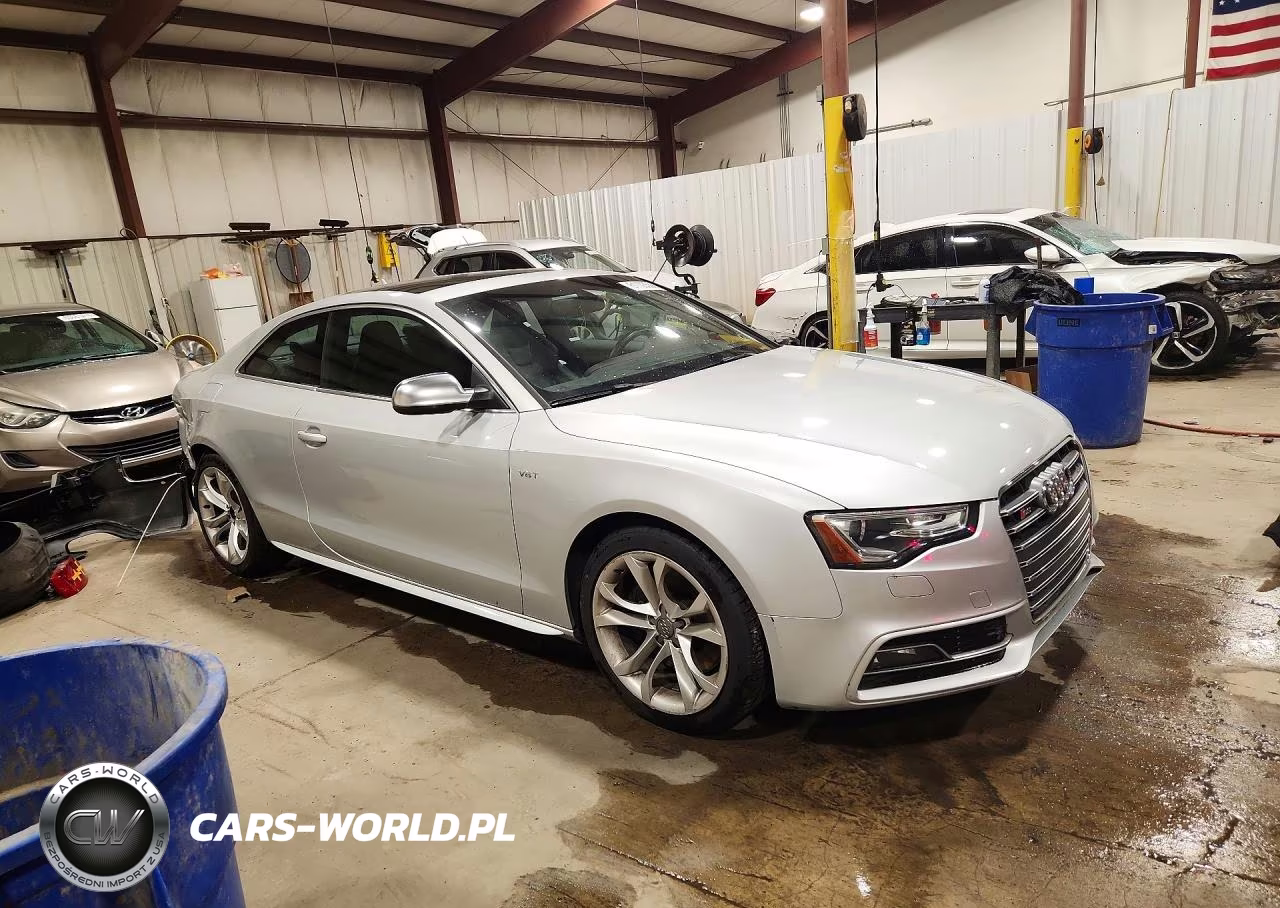 2013 Audi S5 Premium Plus VIN:WAUCGAFR3DA001015 - 4