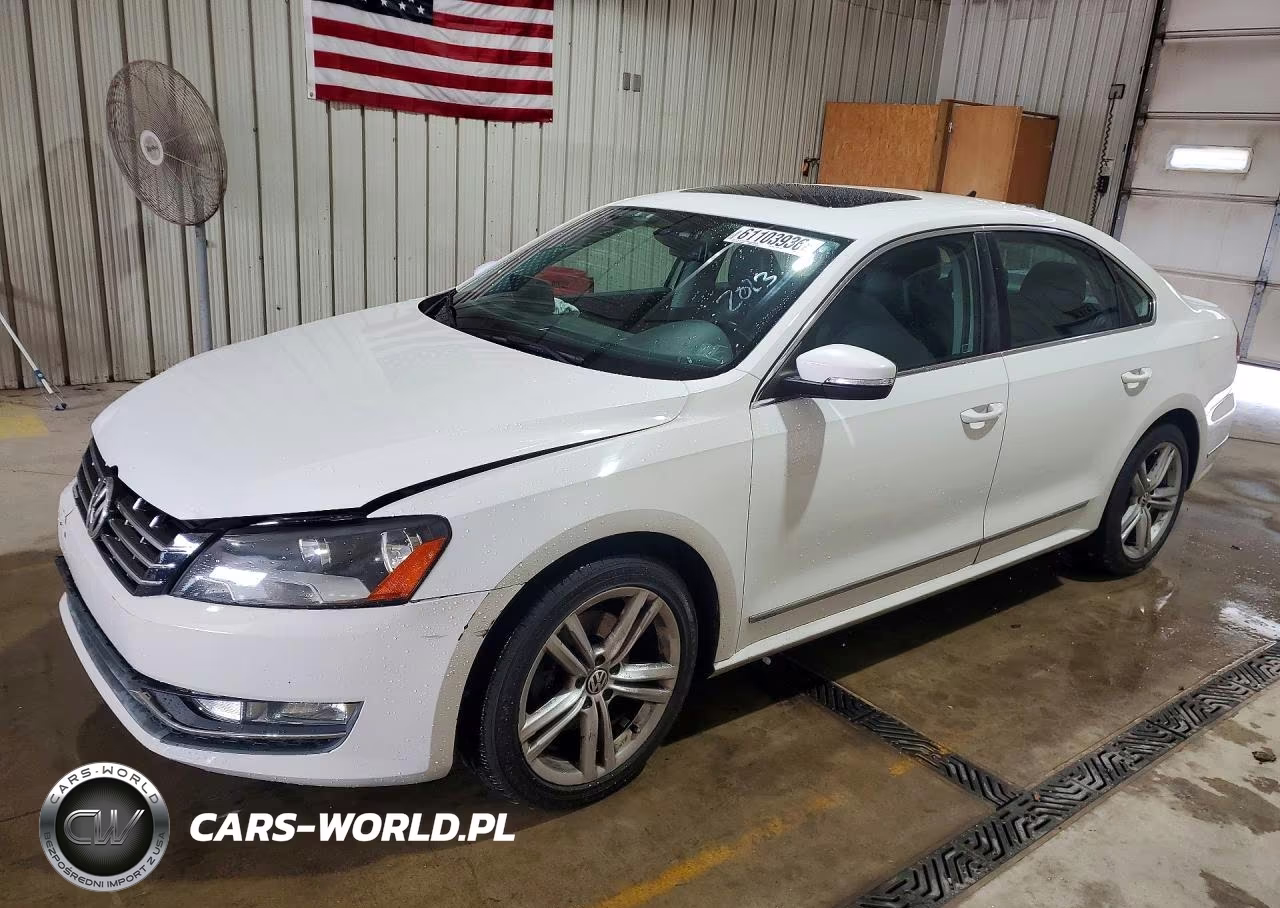 2013 Volkswagen Passat Sel