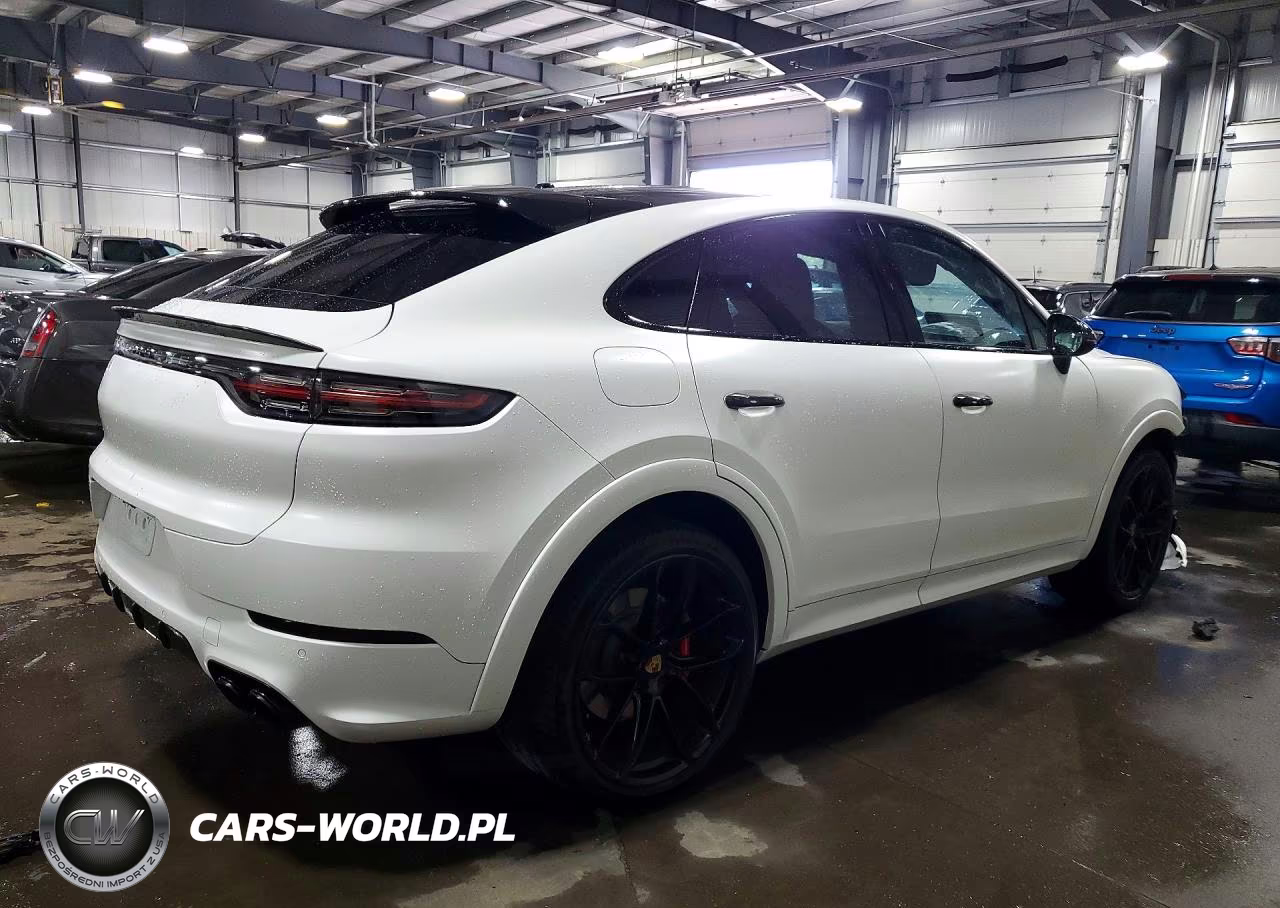 2021 Porsche Cayenne Coupe VIN:WP1BA2AY1MDA41756 - 3