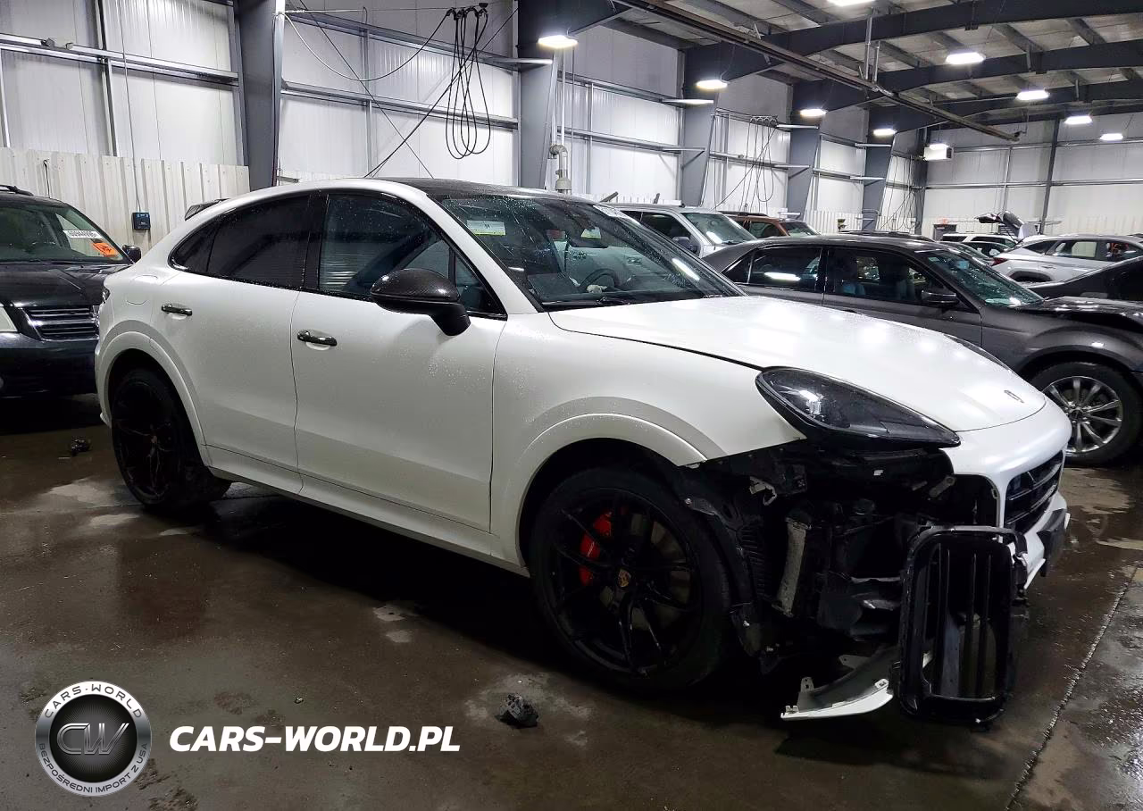 2021 Porsche Cayenne Coupe VIN:WP1BA2AY1MDA41756 - 4