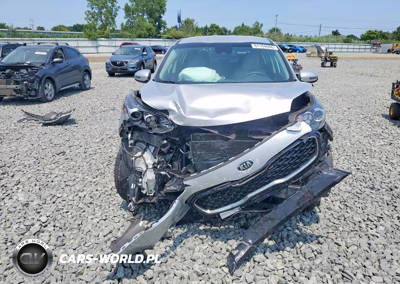 2020 Kia Sportage Lx VIN:KNDPMCACXL7800278 - 5
