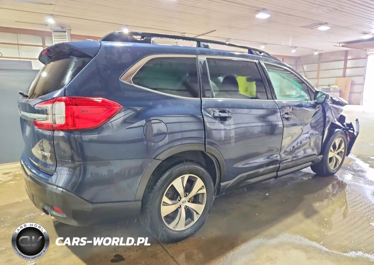 2025 Subaru Ascent Premium VIN:4S4WMAAD7S3404030 - 3