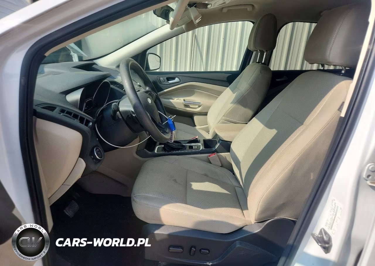 2017 Ford Escape Se VIN:1FMCU9GD8HUC52030 - 7